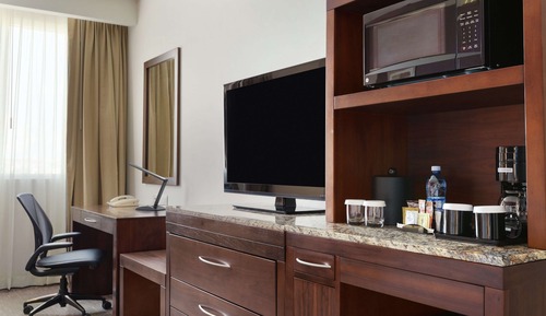 King Bed Bedroom Suite
