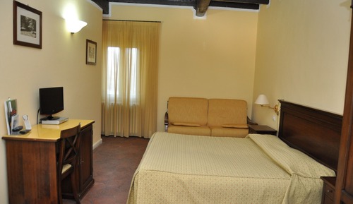 Traditional Double or Twin Room