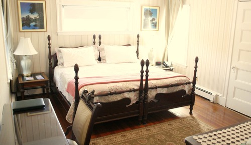 Victorian Room - 14