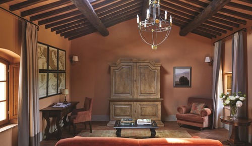 Suite (Castello di Casole)
