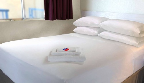 Room, 1 King Bed, Accessible, Non Smoking