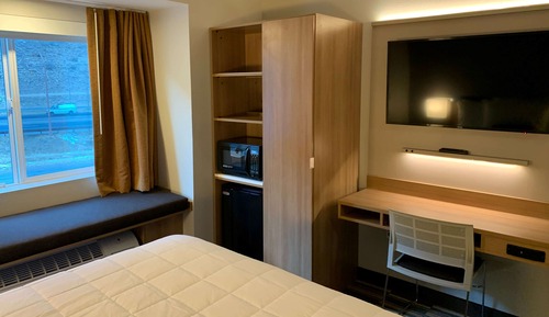 Room, 2 Queen Beds, Non Smoking, Lakeside