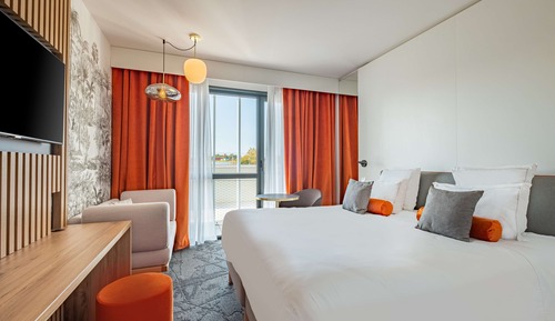 Deluxe Room, 1 King Bed