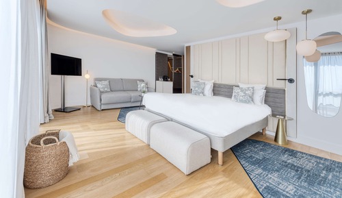 Junior Suite, 1 King Bed