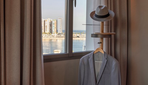 Junior Suite (Single Use TERRACE LARIOS)
