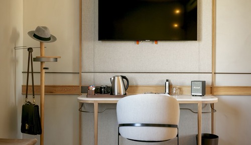 Premium Double Room (LARIOS)