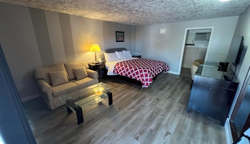 Deluxe Room, 1 King Bed