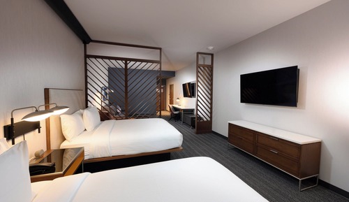 Deluxe Room, Multiple Beds (Mobility/Hearing Accessible, Tub)