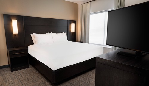 Studio Suite, 1 King Bed with Sofa bed, Non Smoking (Hearing Accessible)