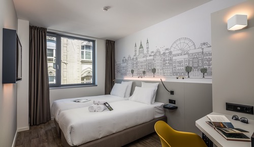 Twin Room