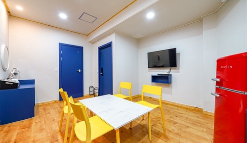 Room (Family Room (Non-smoking OTT))