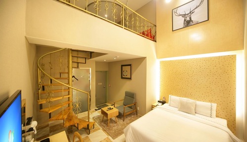 Room (Special Room)