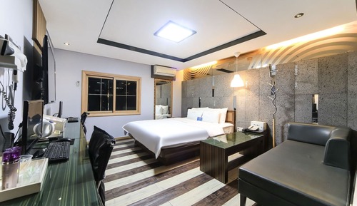 Room (Special Room)