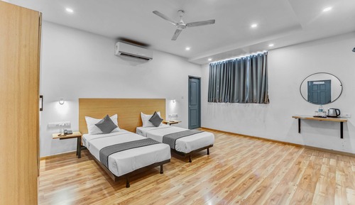 Deluxe Double or Twin Room