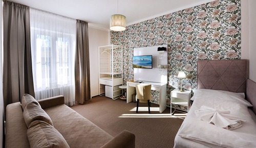 Economy Room