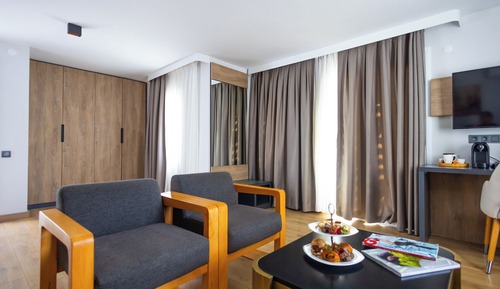 Suite, Terrace