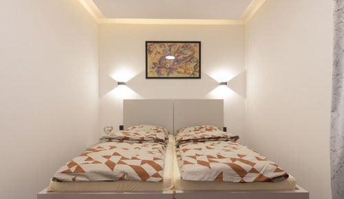 Deluxe Studio Suite, 2 Bedrooms, Mountain View