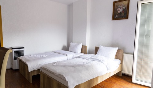 Basic Twin Room