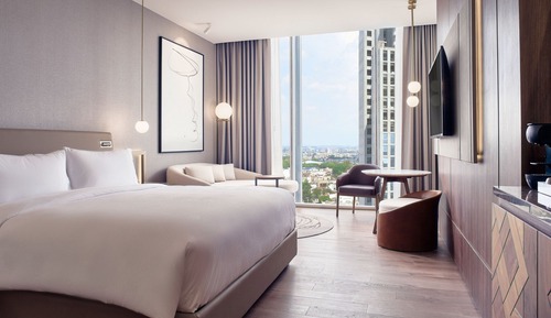 Deluxe Room, 1 Double Bed, Corner