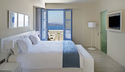 Deluxe Suite with Hot Tub