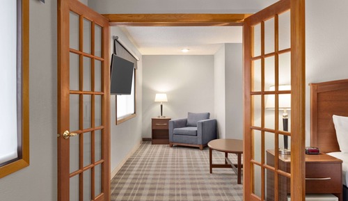 Deluxe Suite, 1 King Bed, Non Smoking
