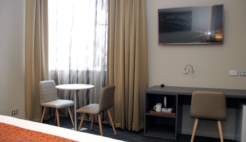 Deluxe Room, 1 King Bed