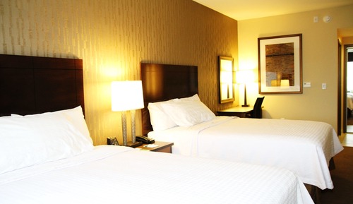 Suite, 2 Queen Beds, Accessible (Hearing)