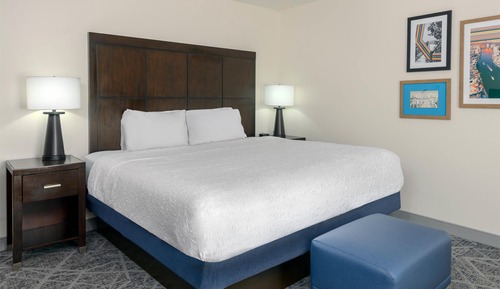 Standard Room, 1 King Bed