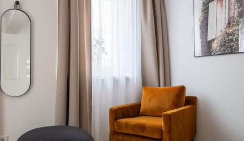 Single Suite M with balcony