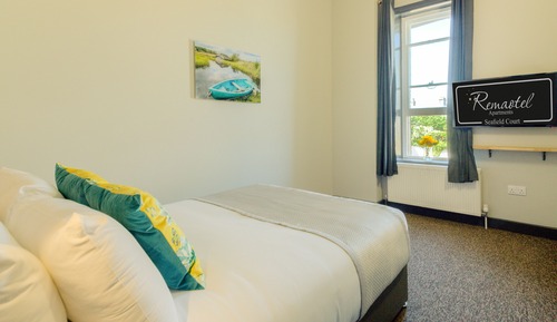 Apartment, Private Bathroom (Tides)