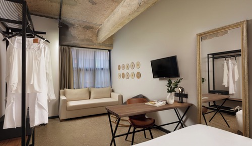 Atrium Deluxe Room
