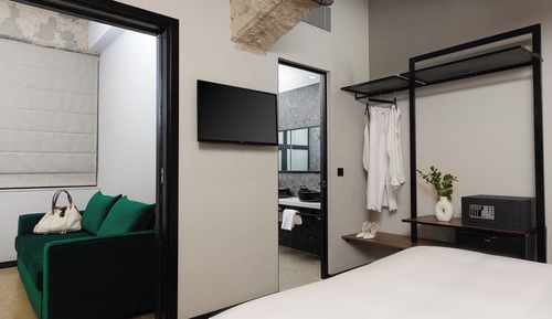Junior Suite