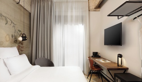 Deluxe Room With Balcony