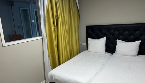 Budget room