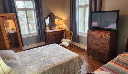 Basic Triple Room