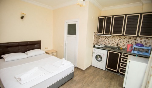 Basic Room, 1 Double Bed, Pool View