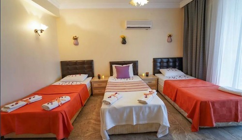 Apartment, 1 Bedroom, Pool View