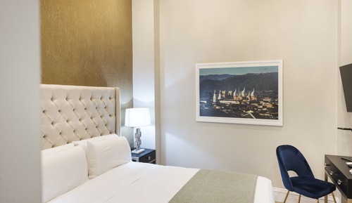 Deluxe Room, No Windows