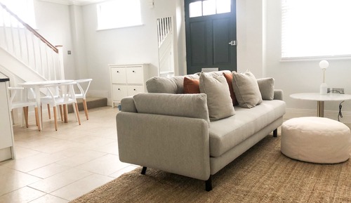 House, Private Bathroom (Windsor Town Centre)