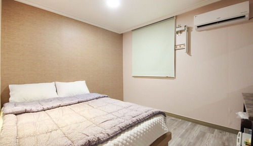 Room (Standard B (No Parking For 2 Netflix))