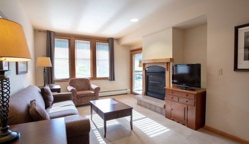 Condo, 2 Bedrooms