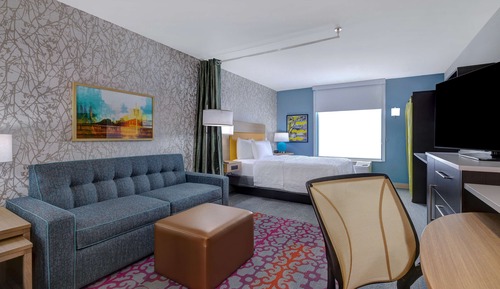 Studio Suite, 1 Queen Bed, Accessible, Non Smoking (Hearing Accessible)