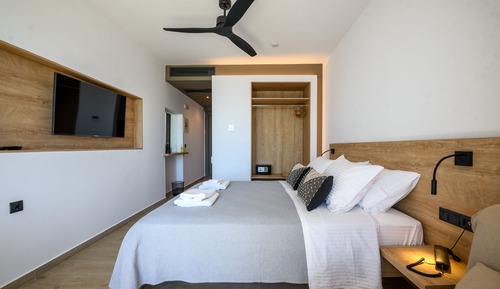 Studio, Sea View (5, with Balcony)