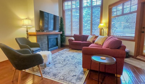 Condo, 2 Bedrooms