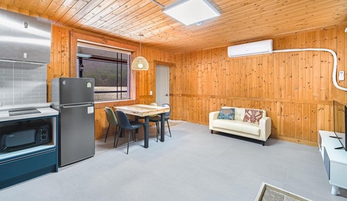 Basic Room, 1 Bedroom (Lake 101)
