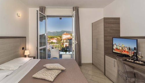 Comfort Double or Twin Room
