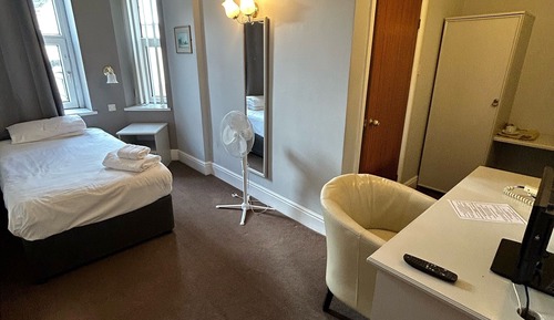 Classic Single Room