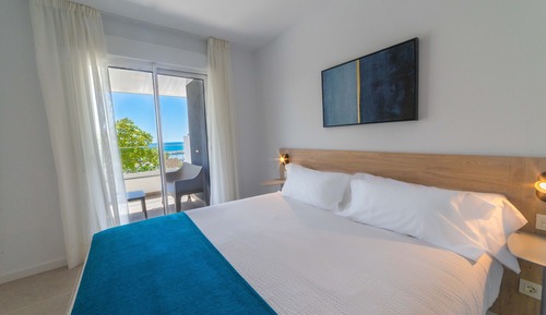 Apartment, 3 Bedrooms, Terrace