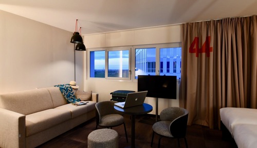 Suite, Multiple Beds