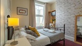 Double Room, Private Bathroom (Room 6)